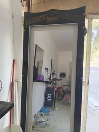 مرايا حلاقة • نضيفه • مجّان
