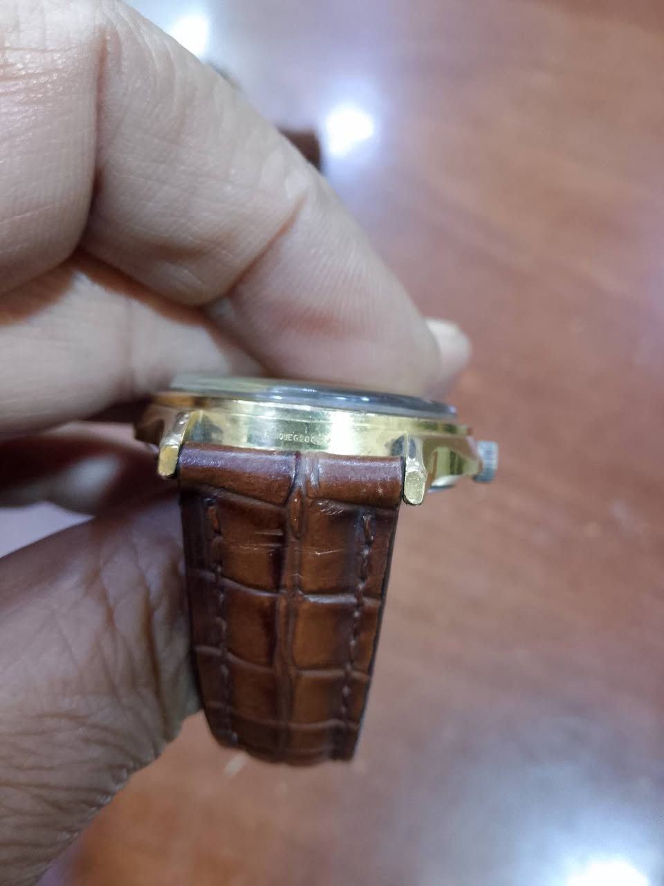 السلام عليكم..تكنوس سويسري اوتو ..طكتين..قطر 37.. تغليف ذهب..السعر 110 مع التوصيل.واتس.***********..
