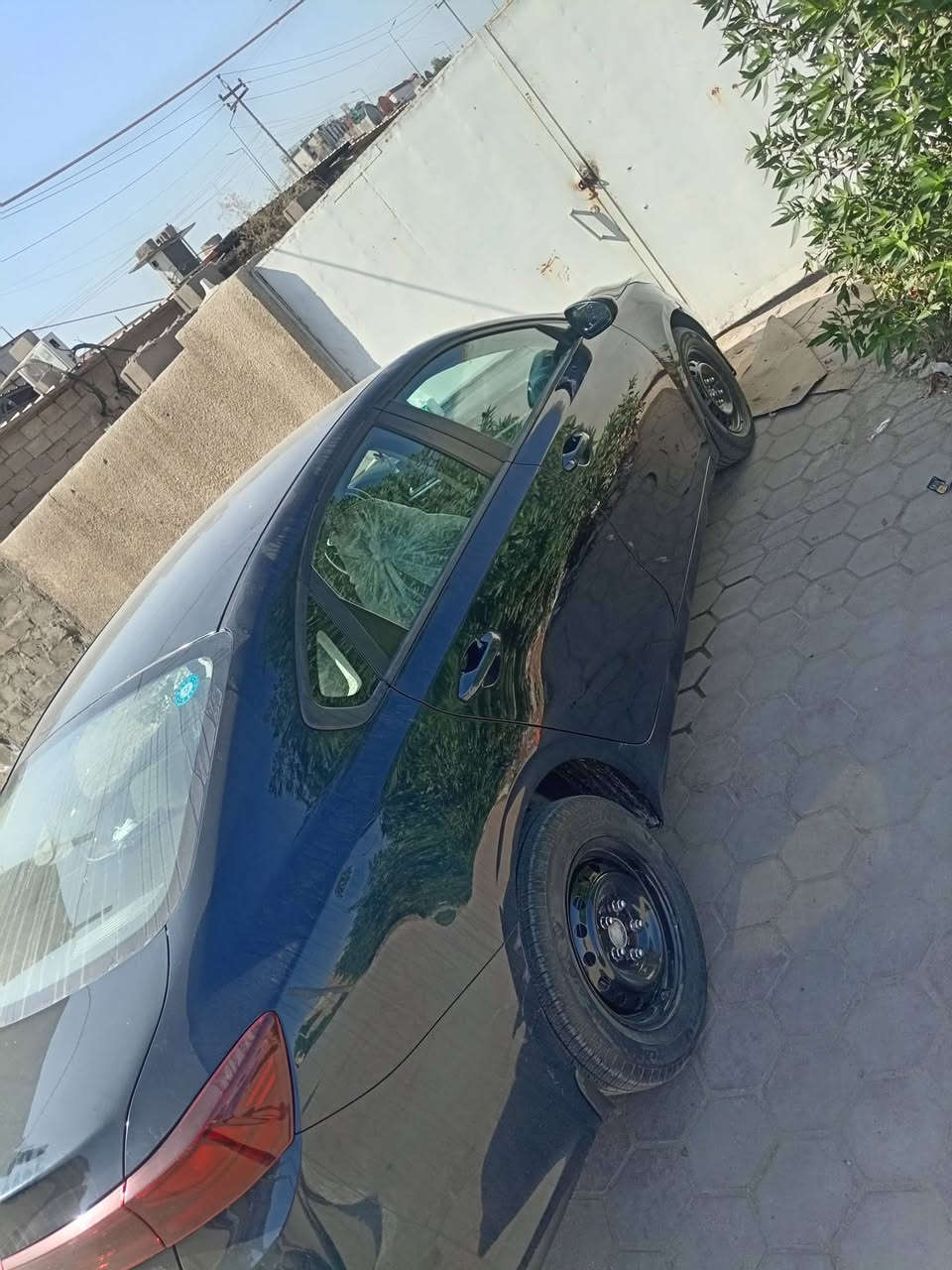 كيا سيراتو 19 خليجي كفاله فقط دحكات بسيطه سياره جاهزه من كلشي ع وضع شركه برغي ممفتوح بيه رقم بصره هزه جديده ورقم جديد سعر 138بيه مجال قليل *********** مكاني بصره
