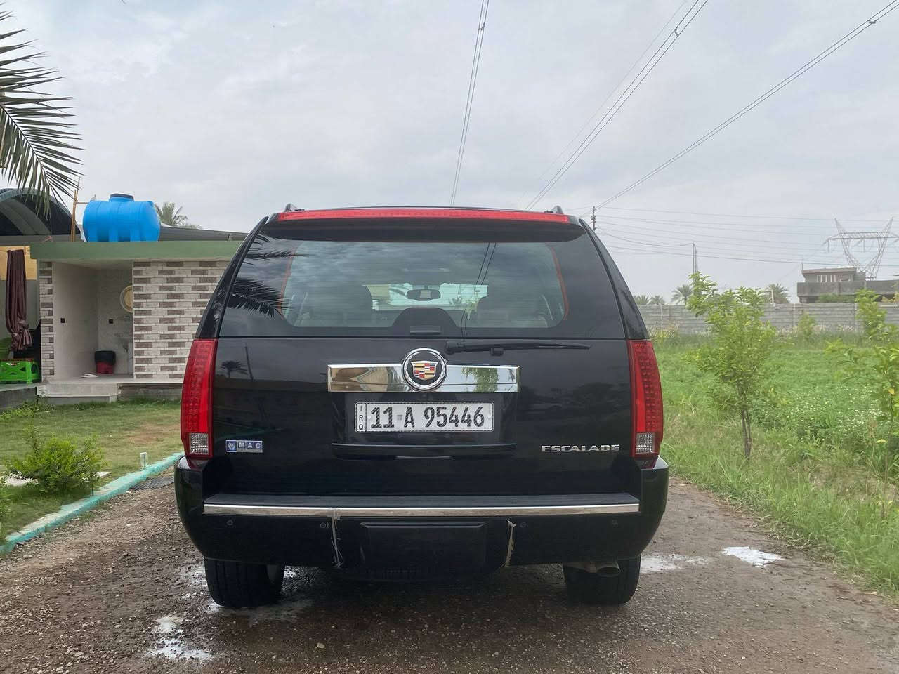 سلام عليكم
للبيع كاديلاك موديل 2013
خليجي مكفول كفاله عامه 
ماشي 93 حقيقي 
فول مواصفات 1/1
سبير منازل ستخدام شخصي 
بسمي 
الهاتف ***********
