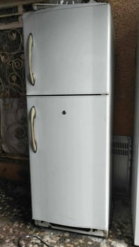 ثلاجة كونكورد حجم وسط شغاله علفحص نظافة فول تجميد تجي تاخذ بيها ضمان ا...