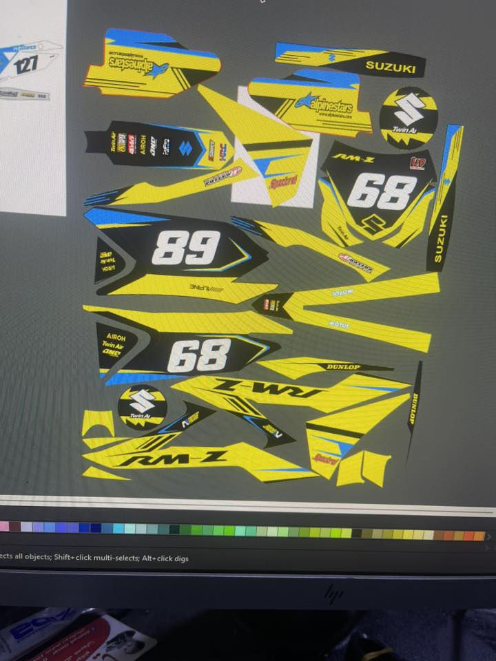 السلام علیکم برایان لەزگەی ماتۆری Rmz بەردەستە لەسەر خواستی  خۆتان  دروستی ئەکەینەوە  بە دیزاینی جیاواز 
0751 147 03 47
WhatsApp/viber
