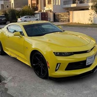 كومارو ٢٠١٦  ٦ سلندر ٣٦٠٠ مكينه مكفوله صدر امامي وخلفي بحاله جيده حادث...