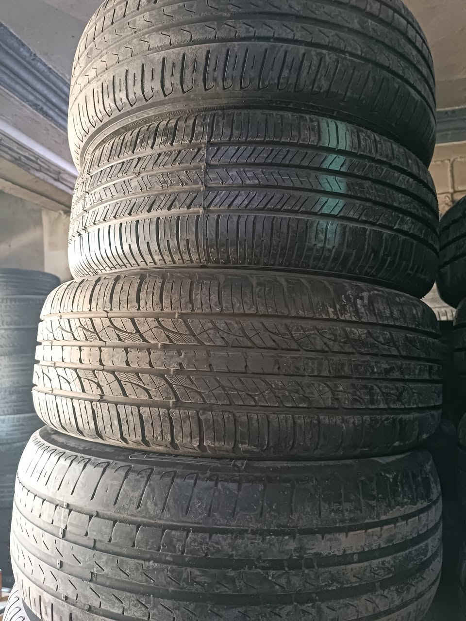 سلام عليكم
وجبه اطارات ياباني من 12 لل20 
كافه قياسات 
جمله-مفرد
حله حي صناعي 
***********
