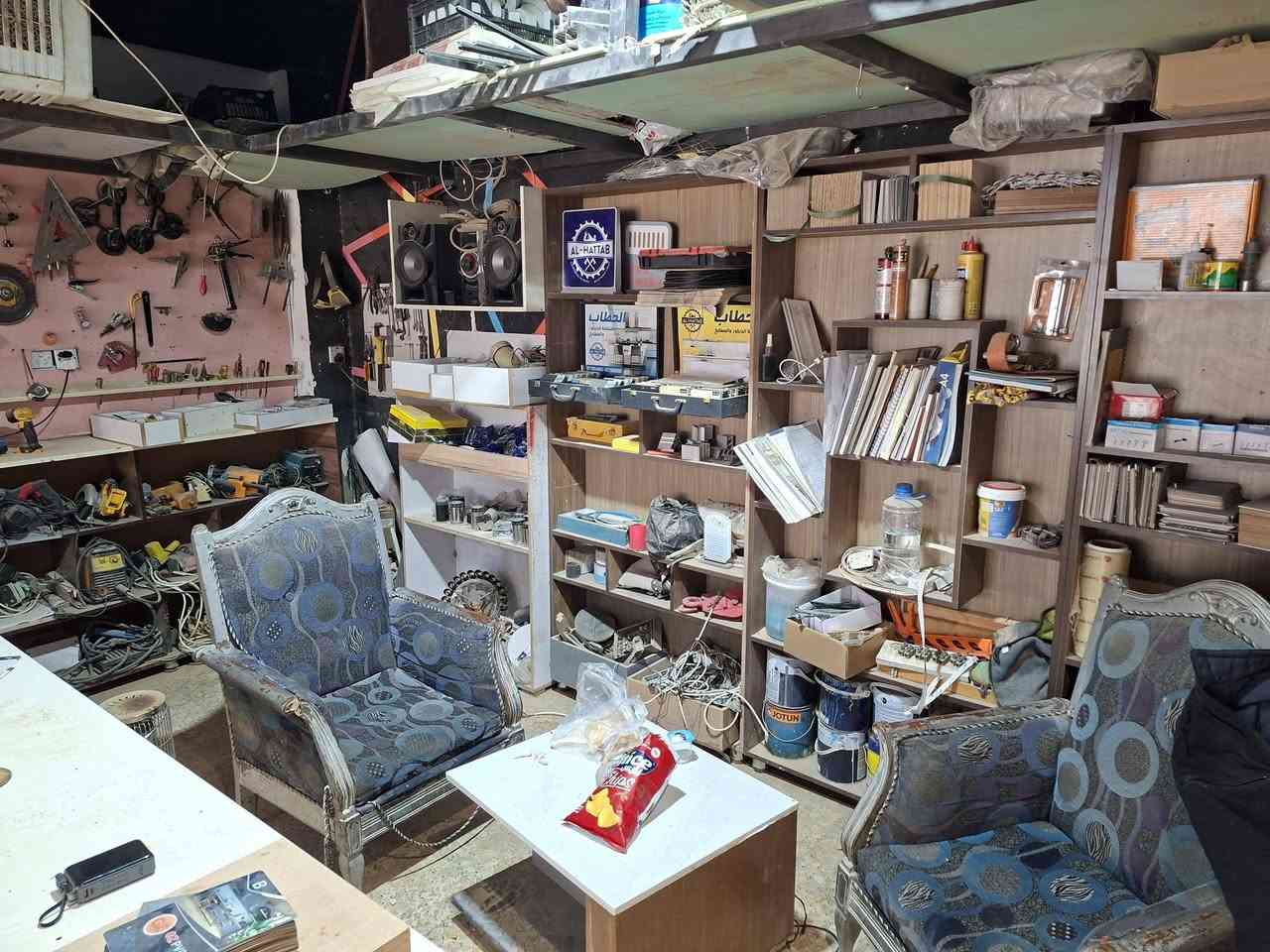 معمل متكامل للبيع العنوان الزعفرانية ***********
