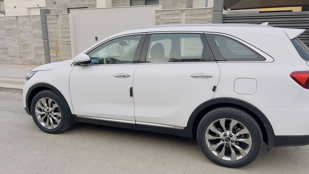 سورنتو ٢٠٢٠ للبيع ماشيه (٢٢٥)الف  رقم بغداد مكان الرمادي السعر٢٥٠ بيه بارد من جهة باب السايق


**إذا كنت صاحب هذا الإعلان وتريد حذفه لأي سبب، رجاءا أرسل رسالة إلى الدعم الفني**