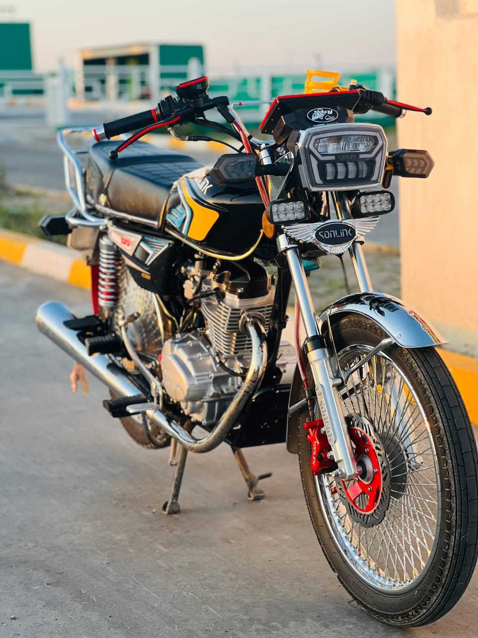 للبيع
تايكر 

موديل 2025 

باب اول وزن ثقيل. 

كهربائيات كلها شغاله

محرك شرط. مامفتوح سبانه ماممدوده عليه

شاشه شغاله 

دراجه انضف من الصوره 

صالنصه صوت

*********** تصال واتساب هم
