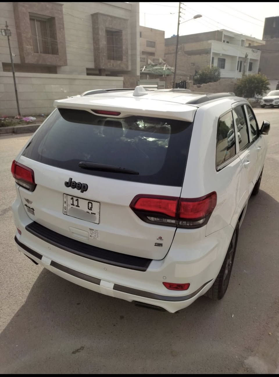 JEEP GRAND CHEROKEE 2020 S
عدد المسافات (65) كيلو حقيقي
جيب فئة: S
موديل:
2020
مكينة:
V6 3.6
خليجي مكفولة كفالة عامة (شركة هارلم) زيرو .... يوجد سونار داخل صور
سيارة نظيفة جدا جدا بعد عل وضع شركة سيارة مال جناي
المواصفات 1/1
بانوراما
رادار جانبي نقطة عمياء رادار خلفي
كشن حار بارد
كشنات جلد كنتارة
ستيرن هيتر + كهرباء
نظام توقف اوتو ستوب
حساسات امامي خلفي
صندوك كهربائي
سماعات سستم صوت
دمام بالصندوك
صمة و تشغيل عن بعد كيج الكتروني
نظام متعدد اوتو للطرق
مري قلاب وشفط

مكان: بغداد ابو غريب 
السعر (305)
🟥بيه بارد خفيف تكحيل مو صبغ بالصندوق
***********
