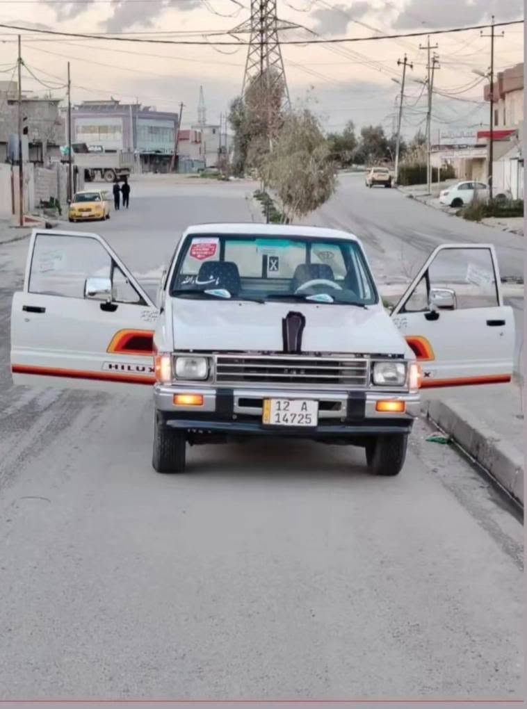 للبيع بيكم تويوتا موديل 88 رقم نينوى دولي سنويه لغايه 31 مكينه و گير حداديه جديده شاصي مكفول كهربائيات جاهزه دوشمه جديده المكان نينوى الهاتف ***********

