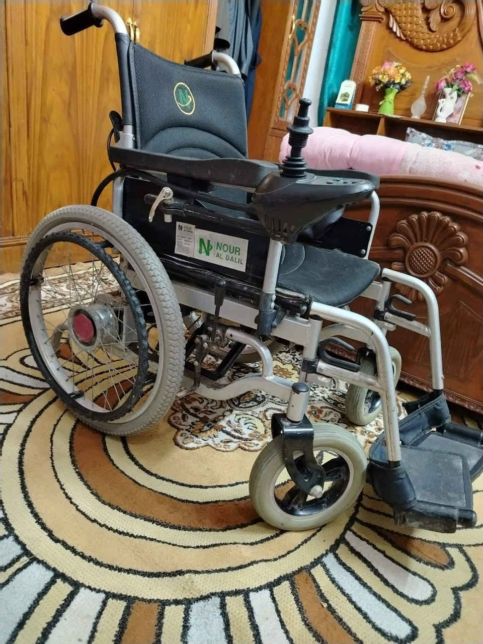 السلام عليكم عربانه شحن مال معوقين نظيفه سعره 400 وبيه مجال رقم *********** مكاني ناصريه مركز
