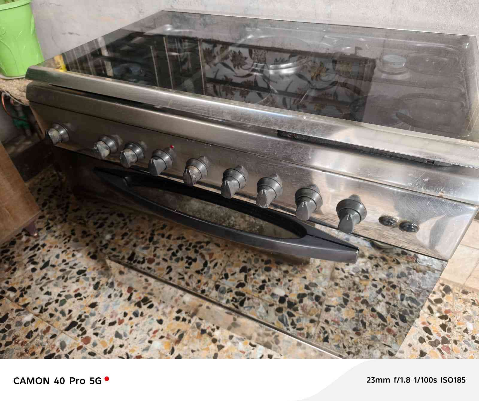 سلام عليكم طباخ لبيع 4 عيون وهيتر 2
المكان بغداد الزعفرانيه
***********
