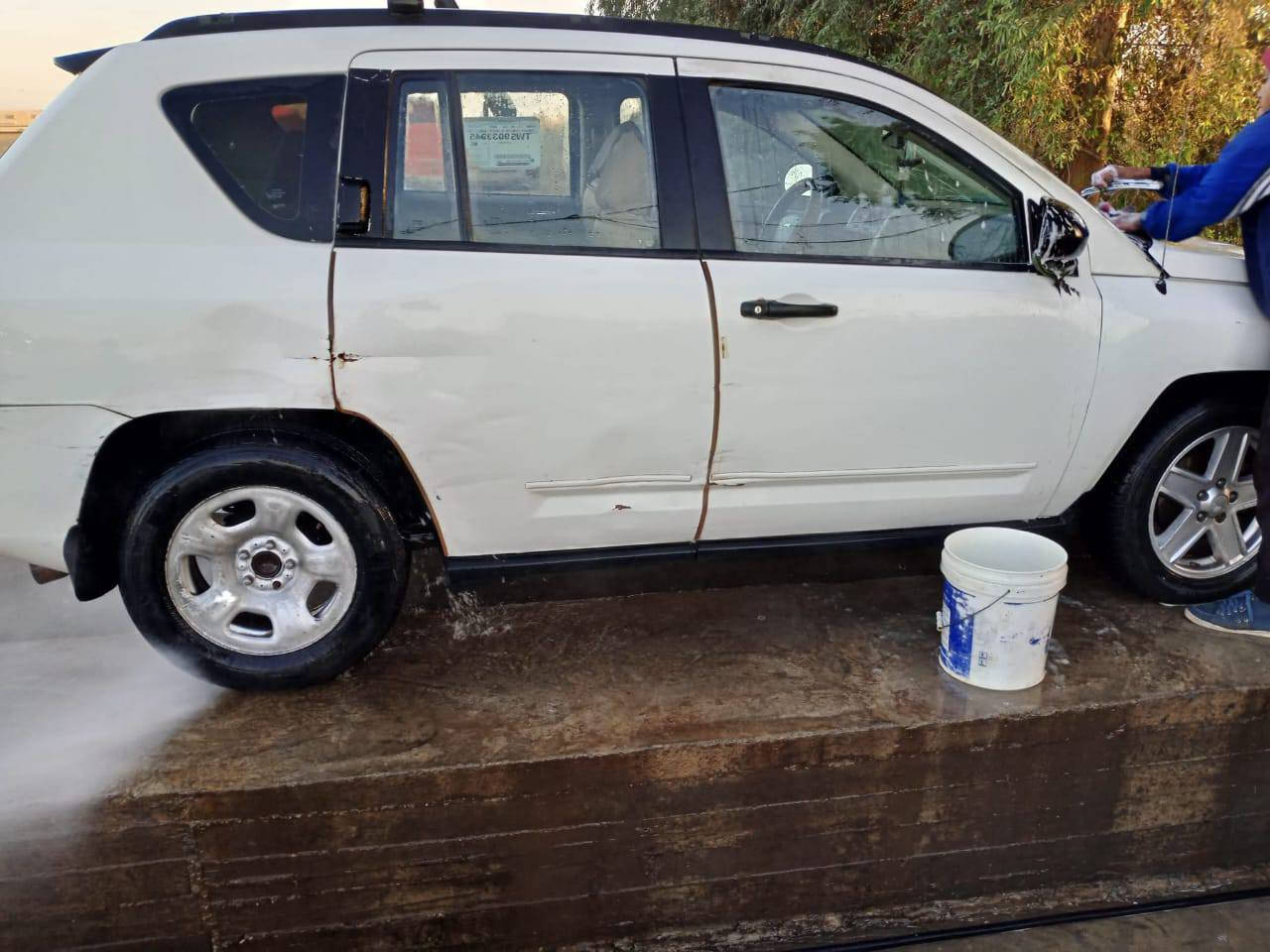 السلام عليكم 
كومباس 2008
كير مكينه 2000 حاويه
رقم بغداد صدامي سنويه ساقطه 
ملاحظه .. السياره بيه عطل كهربائي تحرك 2 وتقفل ع80
سعره 50 وبيه مجال مكلف بلنشر 
رقم صاحبه ‏‪***********‬‏
