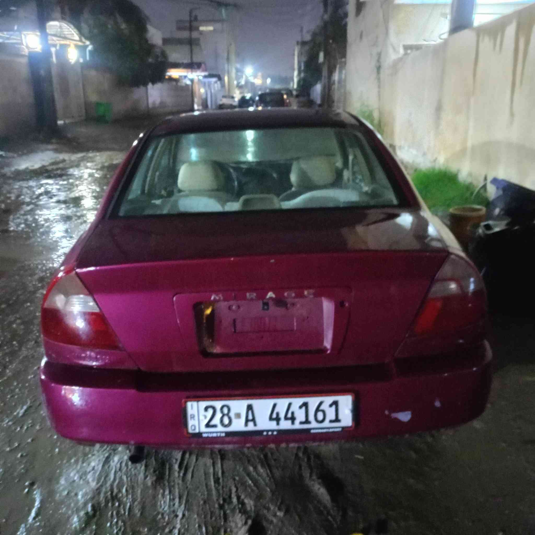 متسوبوشي موديل 2000 كير اتماتيك تبريد شغال  سياره حلو بس تريد ترتيب للبيع سعره 25 بيه مجال رقم هاتف ***********
