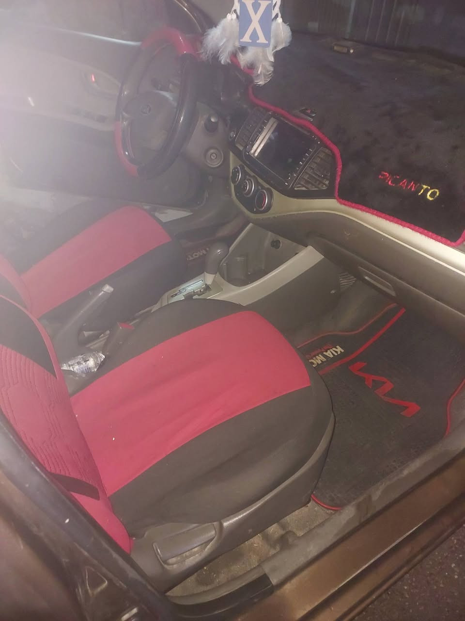 سلام عليكم 
كيا بيكانتو  ٢٠٢١٤ خليجي  كير مكينة تبريد خير من الله  مري شفط مع اشاير  تخم تاير جديد  صدر حسب قناعتك  رقم الجديد  تحويل مباشر  بيه قطع صبغ مو ضربة او ضرر فقط صبغ  شخوط  ودعامية الخلفية مثل ما موضح بل صورة   السيارة خير من الله من كلشي رقم بغداد  السعر ٨٤  ابيع نقد مو قسط  ٠٠٠٠٠٠


**إذا كنت صاحب هذا الإعلان وتريد حذفه لأي سبب، رجاءا أرسل رسالة إلى الدعم الفني**