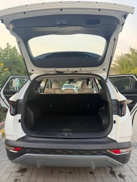 توسان موديل 2024 خليجي ماشيه 100 صبغ حزام عدا الصندوك والقماره والدعام...