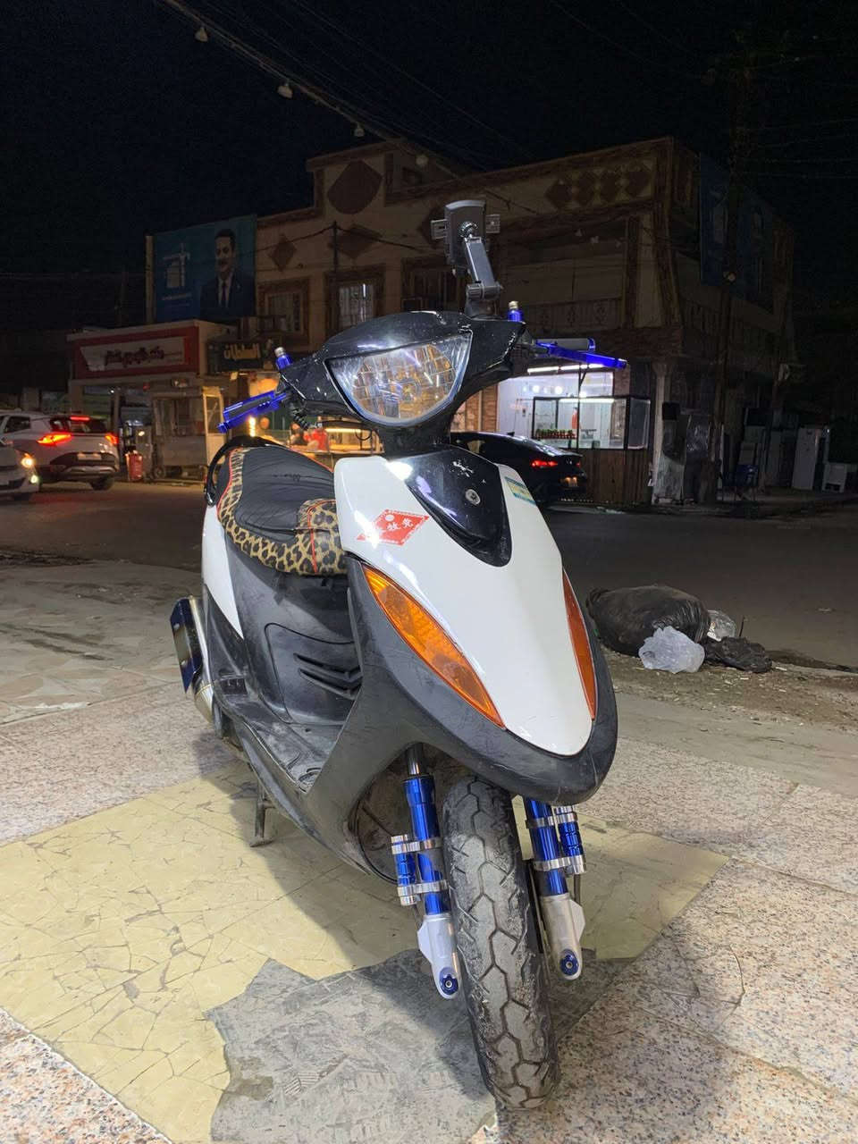 السلام عليكم دراجة ماكس عدلة بوشة 55 جانت بلادية واني حولتهة 55 بيها تزويد حلو
بيها يدات  بيها صدر بيها دبل خلفي بيها صلنصة دراجة خير من الله شلعة معدل كلش حلو نقصها فقط سلف و الجنطة متنقفل رايدها ب 550 وبيها مجال بسيط حك الجية مكاني بغداد البياع حي التراث ***********
