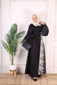 فستان مبطن • مقاس ٣٨-٤٨ • الفلوجة