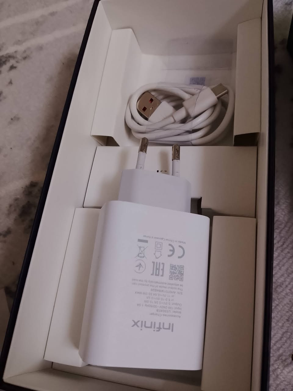 السلام عليكم
Infinix Hot 50 

(ملاحضه) قبل لاتقرا المواصفات مستبدل شاشه فقط نوعيه اصليه

جهاز مابي عيب كل شي شغال 

ذاكره256+16عشوائي🚀

شاشه120هيرتز

معالج helio G100 قوي ويشغل 60فريم

شحن سريع 33واط شاحنته الاصليه ويا

كامر يخبل تصويرها تدعم الذكاء الاصطناعي

دبل سيمكارت
سعرر130


**إذا كنت صاحب هذا الإعلان وتريد حذفه لأي سبب، رجاءا أرسل رسالة إلى الدعم الفني**