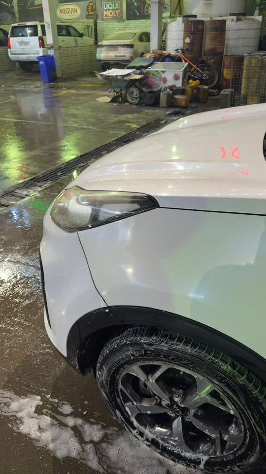 سلام عليكم
سبورتج 2020 

رقم اربيل  منتهية السنوية 

بيه صبغ فقط جاملغ  صفحة السايق شبر باقي السيارة كفالة عامة شرط الفحص 

 فول مواصفات  عدة البصمة 

فتحه بانوراما

حساسات

شاشه

كامرة

تحكم ستيرن جهتين 

ماشية 72الف و قابل للزيادة

السعر 182 ورقة وبي مجال

مكان السيارة بصرة 

للستفسار ***********
