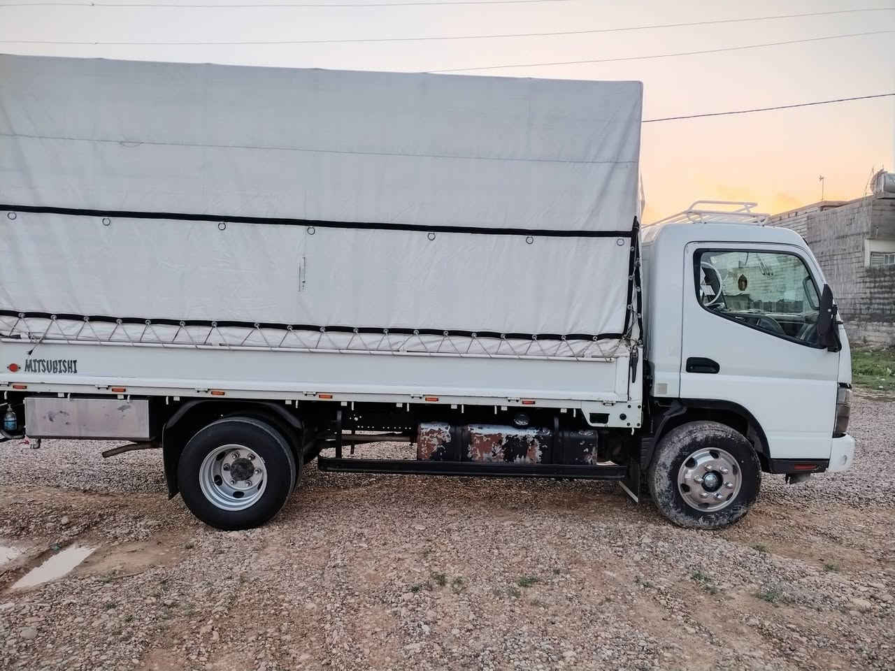 السلام عليكم كنتر ١٢ جديده بدون ضرر عدا شبر اباب الصدر مكينة كير اكسل حداديه كلة بشرط سنويه بأسمنا رقم اربيل العنوان ديالى بعقوبه تقاطع القدس
مكفولة كفاله عامة وجاهزة للشغل ان شاء الله ***********
السعر ١٩٥ وبيها مجال
