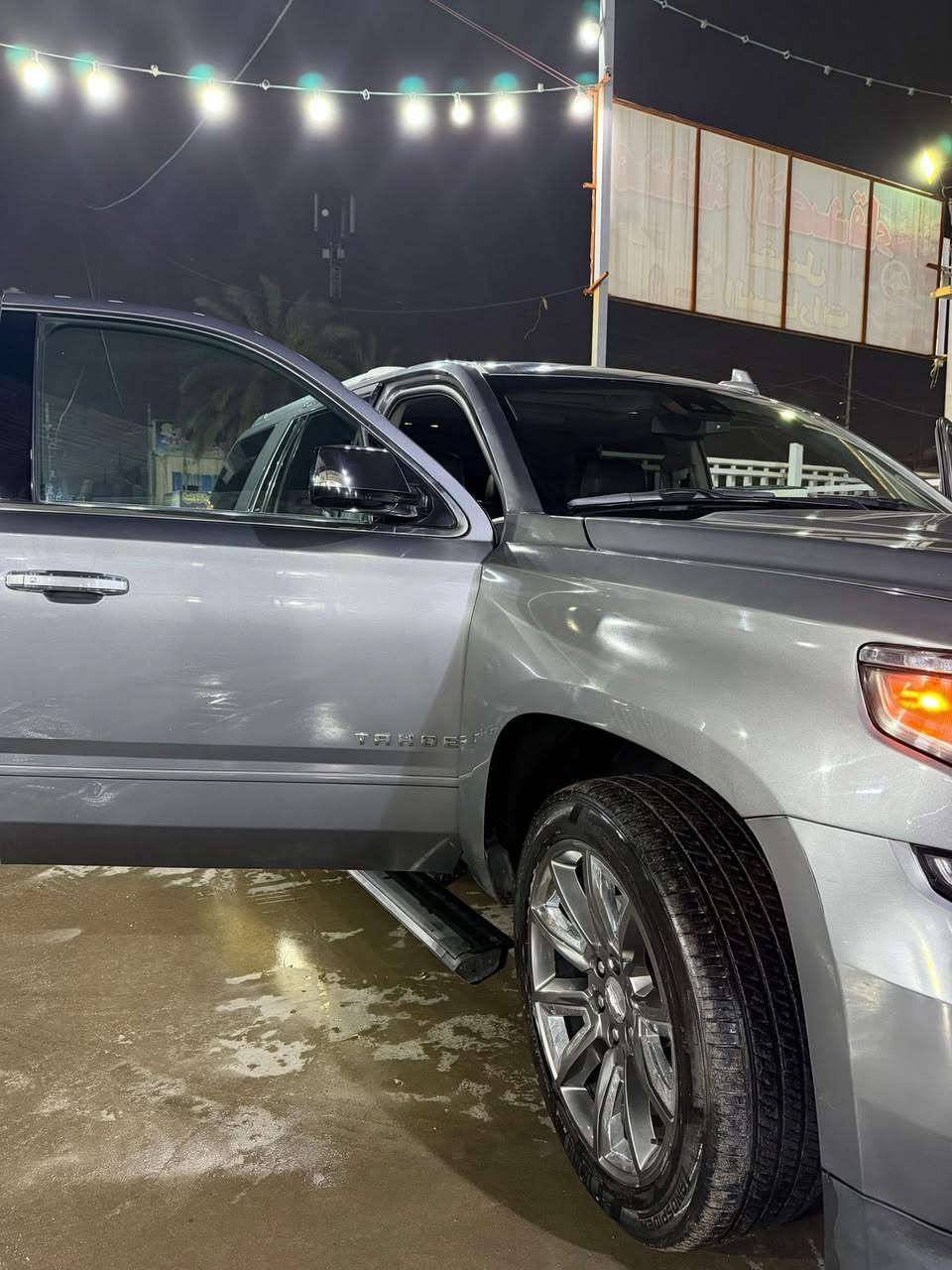 للبيع / شفروليه تاهو 2019 Premier أمريكي
CHEVROLET TAHOE 2019 PREMIER
 • الممشى: 50 ألف حقيقي 100‎%‎
 • الفئة: Premier
 • وارد: أمريكي
 • المحرك: 8 سلندر
 • الدفع: دبل (عادي + أوتوماتيك)
 • الحالة: فول مواصفات 1/1
المواصفات والتجهيزات:
 • فتحة سقف (سلايد)
 • مقاعد جلد أصلية
 • المقاعد الأمامية كهربائية
 • مقاعد ميموري
 • مقاعد تدفئة وتبريد
 • المقاعد الخلفية كهربائية
 • المقاعد الخلفية تدفئة
 • تبريد خلفي
 • شاشة خلفية أصلية DVD
 • شاشة أمامية كبيرة أصلية
 • شحن هاتف لاسلكي
 • رادار
 • مثبت سرعة
 • سائق آلي
 • Head-Up Display داتا شو على الزجاج
 • نظام السير داخل المسار
 • حساسات أمامية وخلفية
 • كاميرا خلفية
 • تحكم كامل من المقود
 • مقود كهربائي
 • مقود تدفئة
 • شاشة عرض الأعطال والمعلومات
 • باب خلفي كهربائي
 • فتح الصندوق تلقائيًا عن طريق القدم
 • نظام فتح الأبواب لاسلكيًا
 • مانع انزلاق
 • تحكم كهربائي بالدواسات (البريك والبنزين)
 • Four Wheel
 • مرايا بإشارات
 • مرايا كهربائية
 • إنارة أمامية عدسات زينون
 • LED أمامي
 • نظام صوت ممتاز
 • عدادات ديجيتال
 • تشغيل عن بعد
 • قاصة سرية
 • دوسات كتابة CHEVROLET

ملاحظة:
مواصفات Premier المعروفة، وهي أعلى فئة.

حادثها وسعرها ع الخاص.


**إذا كنت صاحب هذا الإعلان وتريد حذفه لأي سبب، رجاءا أرسل رسالة إلى الدعم الفني**