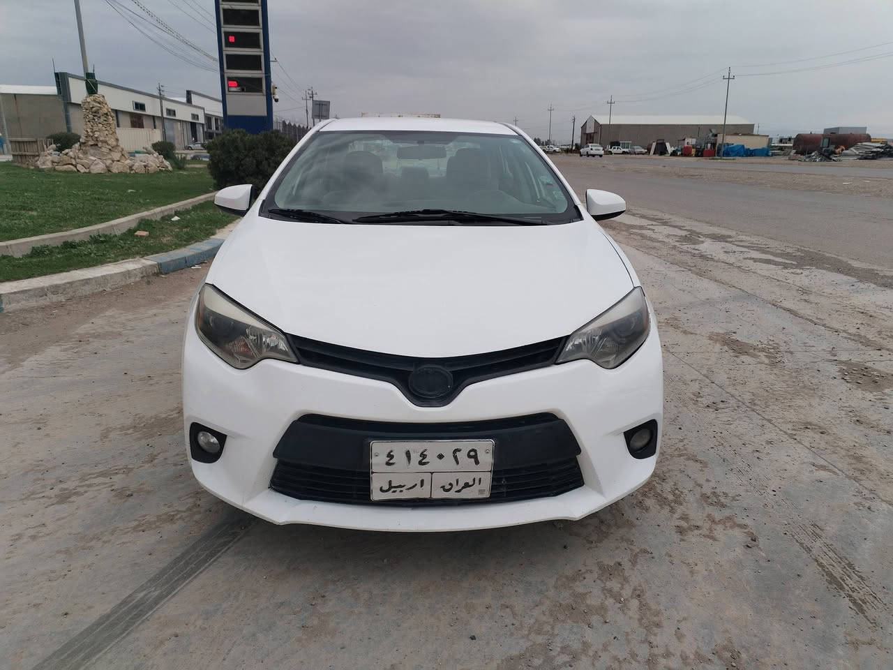 سلام عليكم كورله للبيع ومروس حسب قناعه موديل (2015) سياره جديده ضرر بونيد وجاملق بدون داخل شرط سياره صدر ومحرك وكير تايرات تبريد كلو جديد تحويل وكاله السعر (125)حياك الله (***********)
