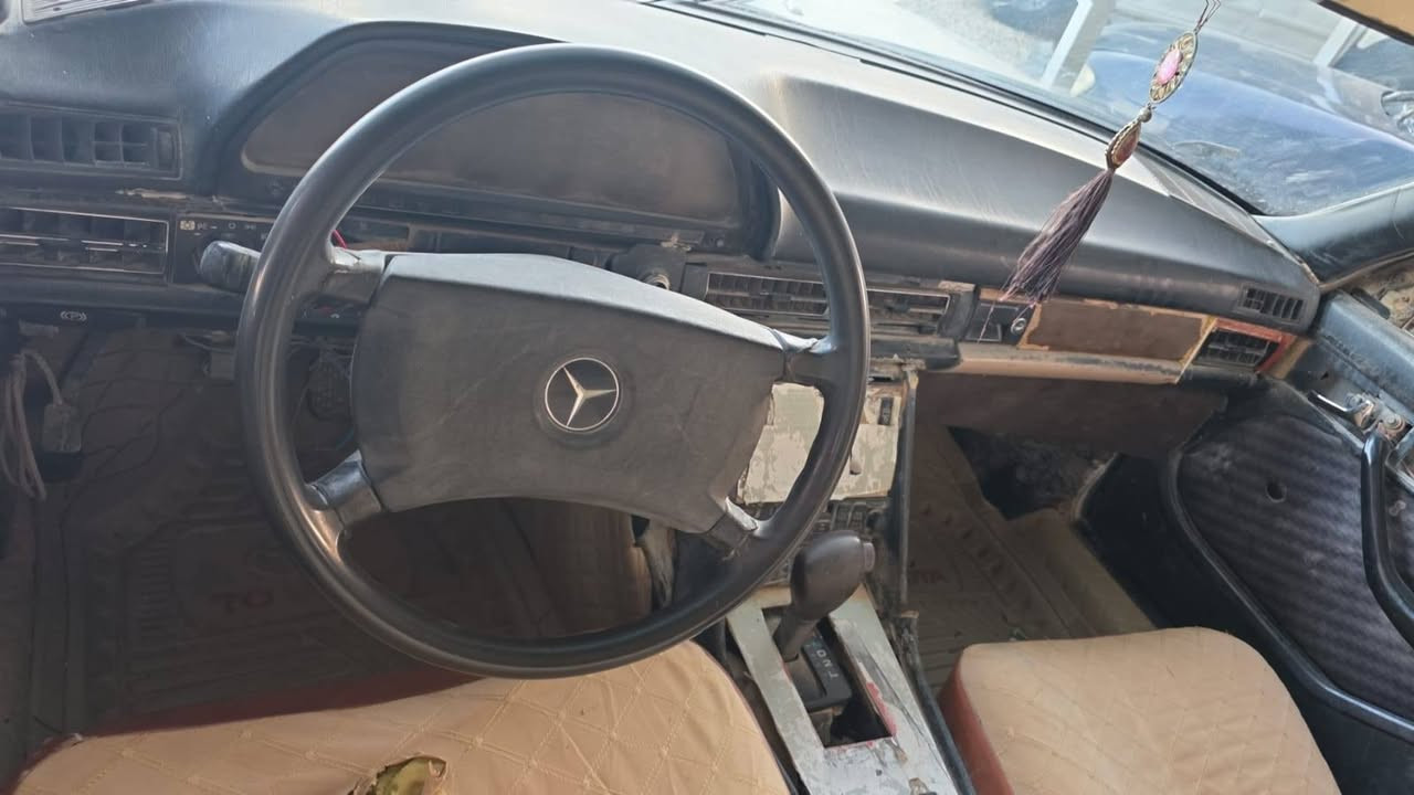 السلام عليكم
مارسدس موديل 87 محرك وكير محوره راس الثور جددشرط شغاله راعيه ميت بيه ورثه جاهرين التحويل السياره مال تعمير السعر 16 مكان خان النص بين كربلاء ونجف ***********
