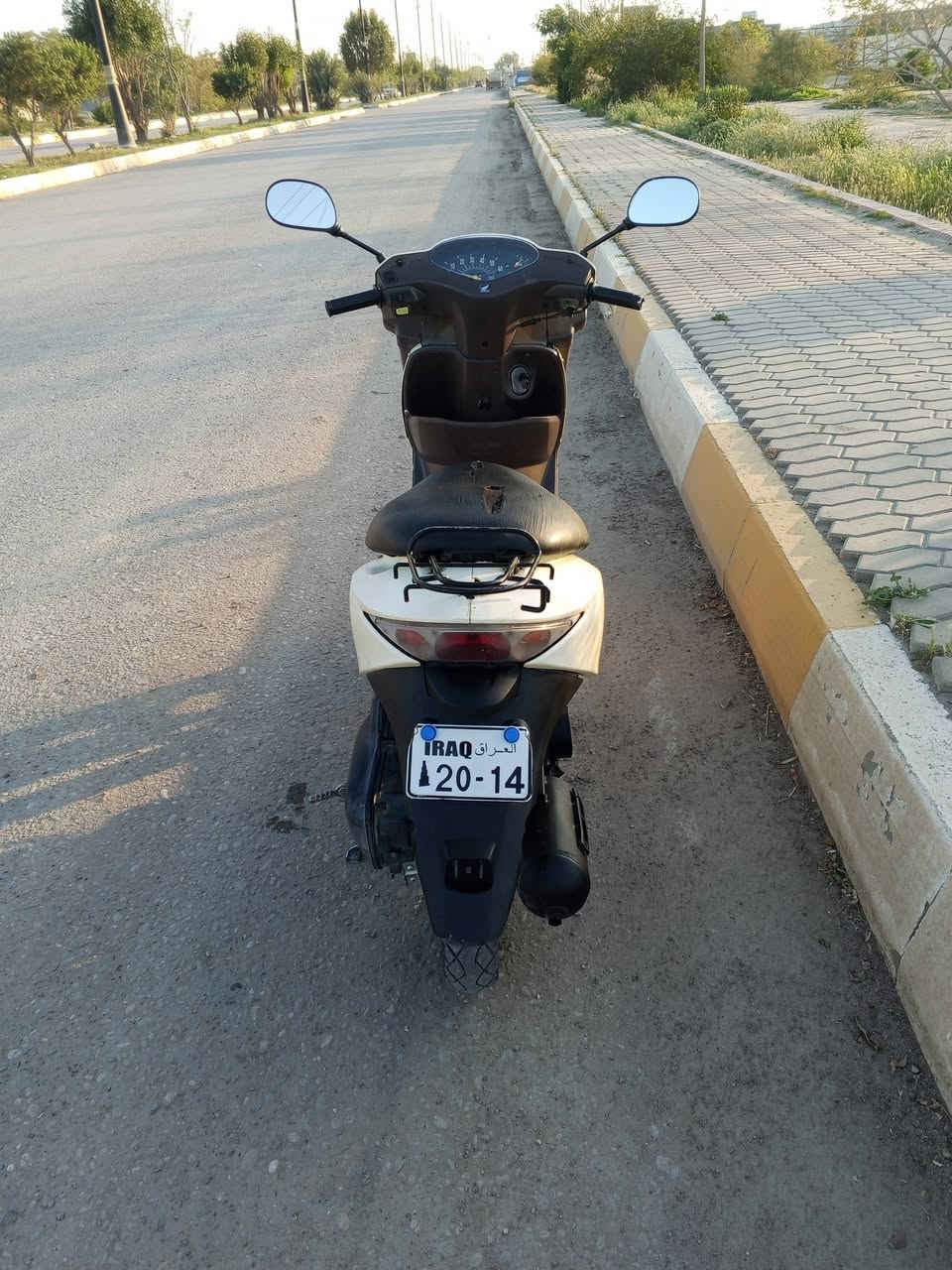 مكاني اسحاقي مركز 
ابو السله دراجه مكينه مفتوحه مجفته جديد بعدها علسحك تايرات جدد كهربائيات شرط كلها مكفوله ما بيها كلوب نقص
 كيج بانزين شغال ابريك خلفي وامامي شغالات لايت اشاير بك لايت كله شغال 

السعر   250 وبيه مجال
مكاني اسحاقي مركز ناحيه 

للاتصال علرقم
***********
