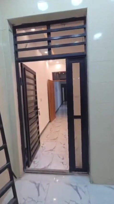 السلام عليكم توفرت شقق للايجار زعفرانيه ستفسار ***********

