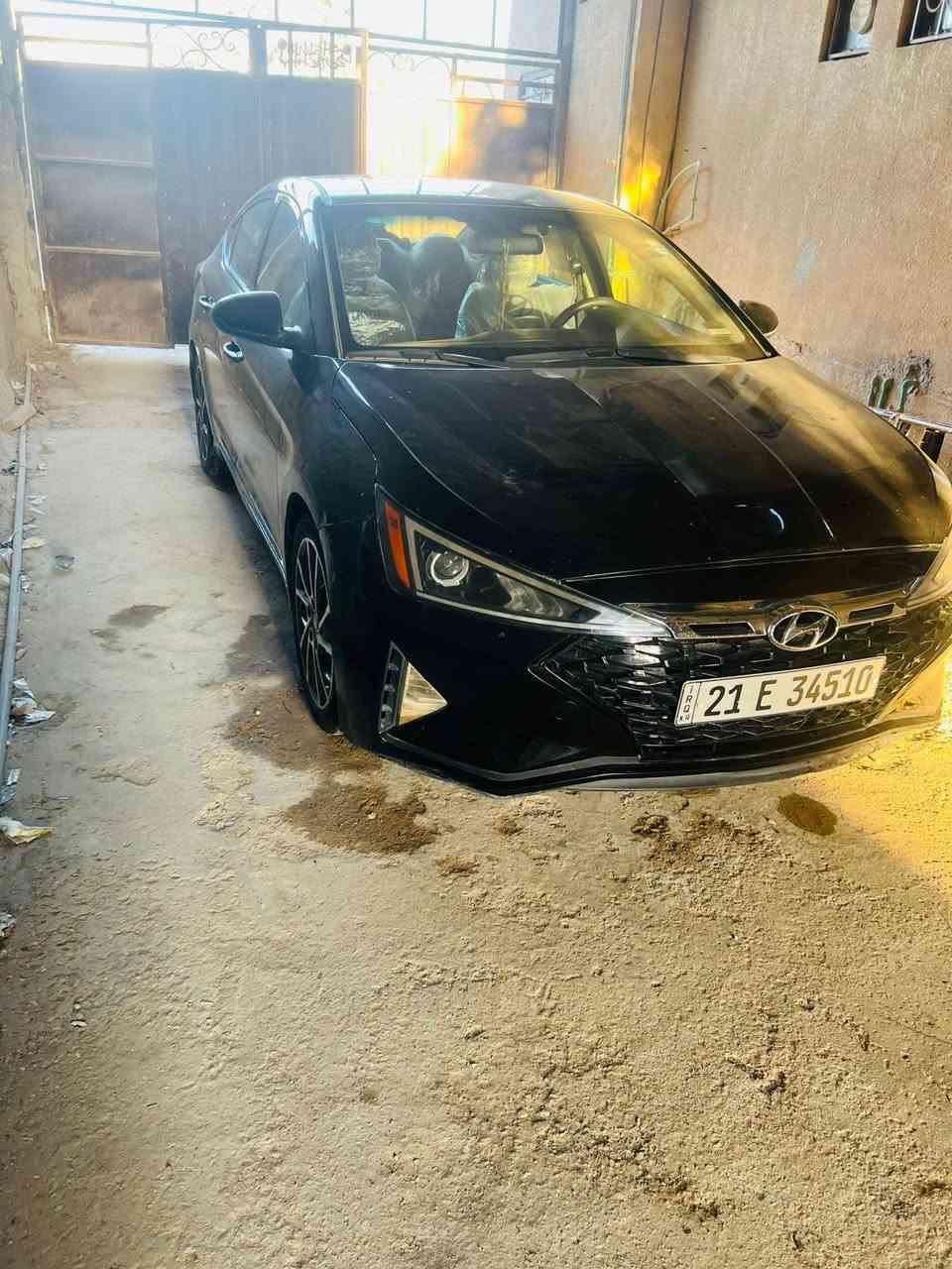 النترا 19 سياره رقم سليمانيه حادث امريكه ناشره. جاملق وبنيد  + بارد باب سايق  شوي شخوط بعد لون لاسود معروف بس سياره حلوه سياره بيه جبنه و حجر بيئه وصخ  انه ابيعلك بيه خيط تبخير هوه لخلل من جبنه وحجر لبيئه من غير شي انه ابيع بيه خيط وسياره حلوه وسعره بي مجال تعال وشوف وبخدمتك. سيارنه نااعمه 105 مستعجل ***********
