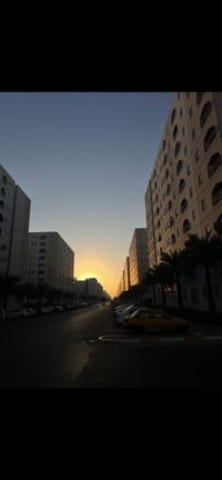 شقة قسط • ١٠٠م • مجمع B