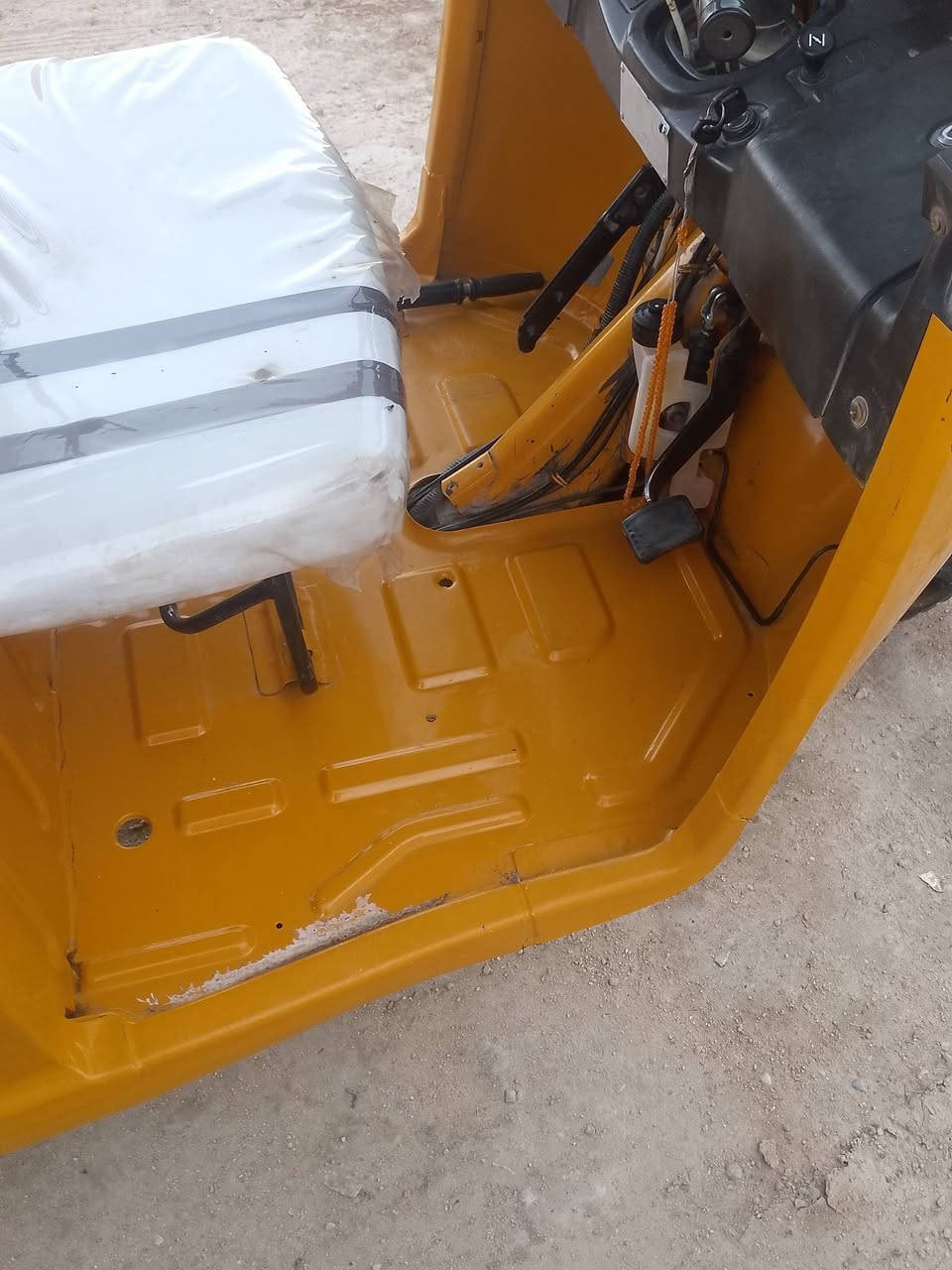 سلام عليكم شباب تكتك مديل 2020 تكتك معمره تعمير جديد تكتك نضيفه كلشي شغال بيها بس انكر سلف وتوكل بس بيها صوت خفيف بلمكينه توه بادي بيها رايدها ابخمسه اونص 5,500 بيها مجال رقم او سنويه بسمي مكاني شط العرب الجزيره الشراي يتصل وانه خادم *********** وتساب فقط
