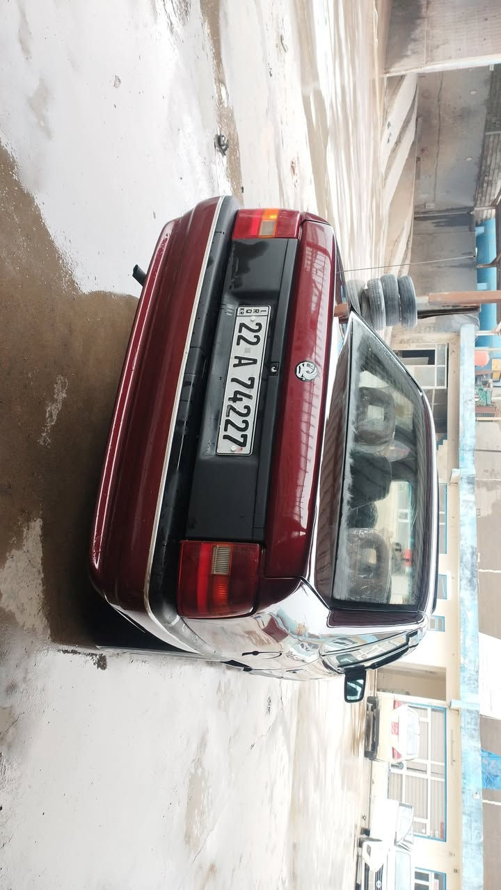 ئؤپل فيكترا مؤديل 1990مكينه 18به ناوي خؤمه براوه وارگه رن به شه رت عام بؤ جواني 7وره رق خرامي لا سه ر دواي ماحمال ايگرينمه وه ساعري 48$***********
