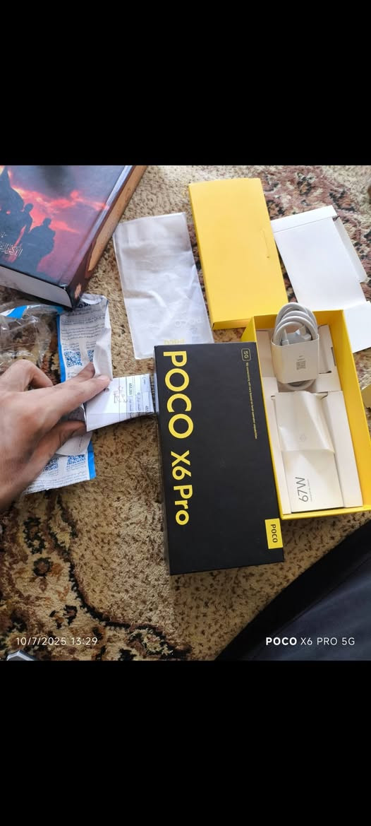 السلام عليكم
Poco x6 pro 5G
ذاكره 512. لون اسمنتي.  جهاز كامل ملحقات. مع 5 كڤرات. مكفول من كلشي. جهاز يشغل 120 fps
مقاوم للماء والغبار بمعيار ip67 السعر 325.000
مكان كربلاء توصيل ما عندي


**إذا كنت صاحب هذا الإعلان وتريد حذفه لأي سبب، رجاءا أرسل رسالة إلى الدعم الفني**