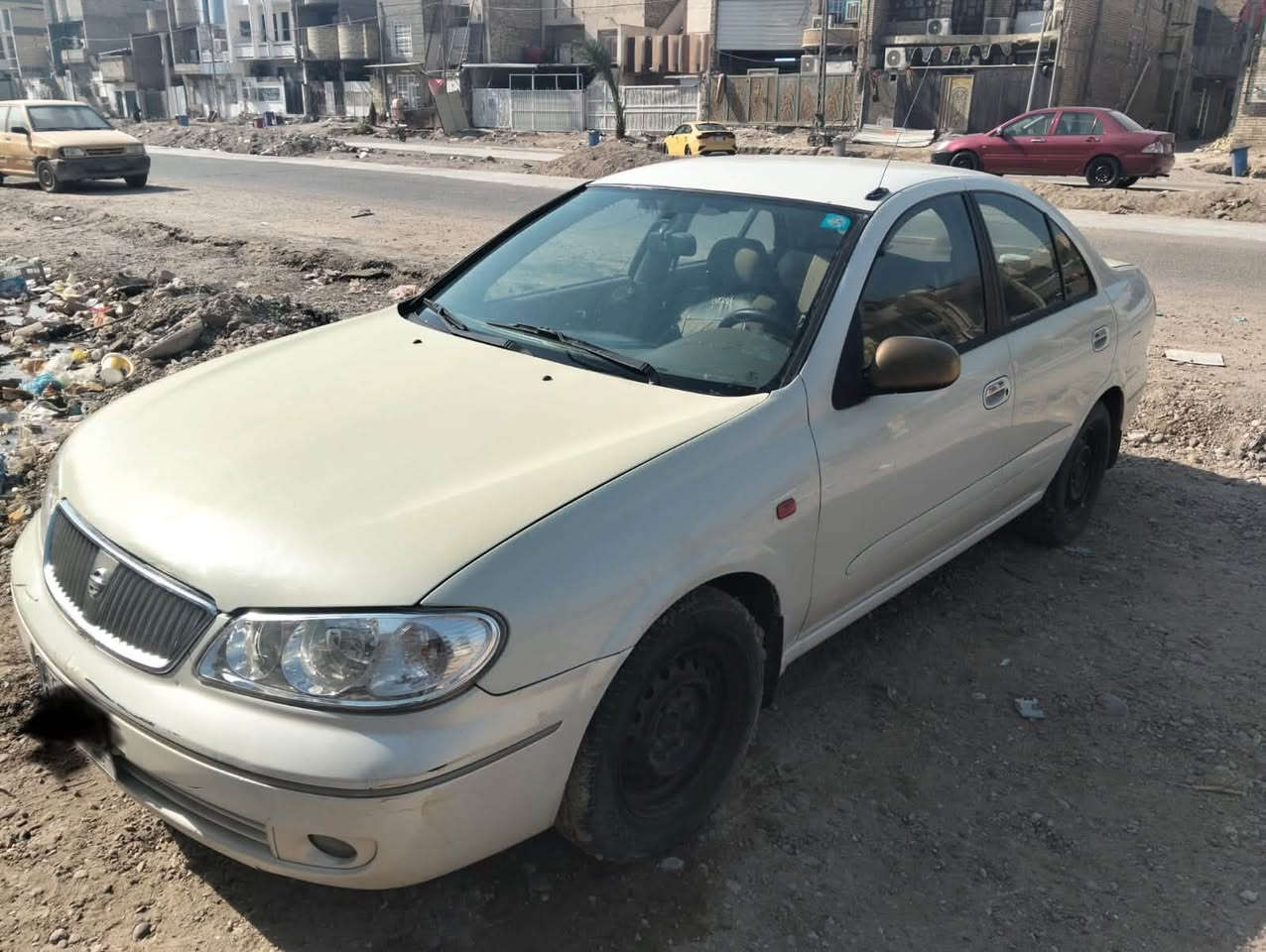 نيسان سني 2008 قبق اسود لون ابيض لؤلؤي رقم بغداد مصبوغة حزام للجمالية 
السعر 90$
***********
