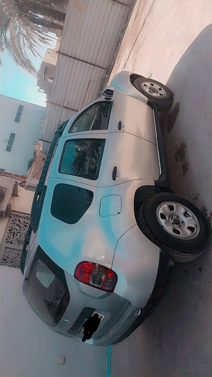 رينو داستر موديل 2015 رقم اربيل قطعه وحده صبغ جاملغ الايسر جهه السايق السياره كاعده وحلوه ماناقصه شي مكينه وكير كهربائيات كله شغاله تدفئه تبريد شغال  السعر٦٨وبي مجال كلشي تلكه بالسوك *********** مكان بغداد السياره باسمي هزه جديده بنفس اليوم تستلم سنويه
