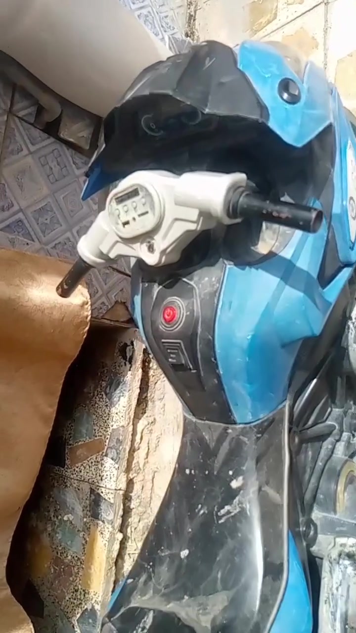 دراجه اطفال تشيل وزن عشر سنوات
شغاله عوزهه بس باتري 30 وبيه مجال


**إذا كنت صاحب هذا الإعلان وتريد حذفه لأي سبب، رجاءا أرسل رسالة إلى الدعم الفني**