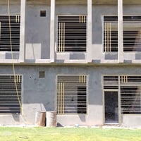صبغ • تنظيف أبواب • تنظيف شبابيك