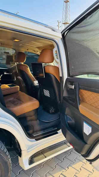 تويوتا لاندكروز GXR 2021 كراند تورنك بحريني
كفاله ما عدا بارد اربع اصابع
فول الفول 
السعر 58000$
الاستفسار *********** البصرة
