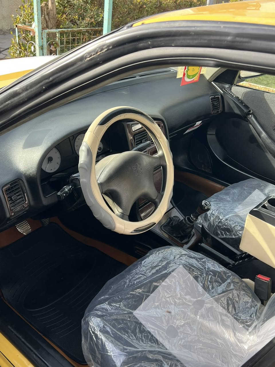 بيجو بارص للبيع 20015 السعر 48 وبيه مجال غليل ال ***********
