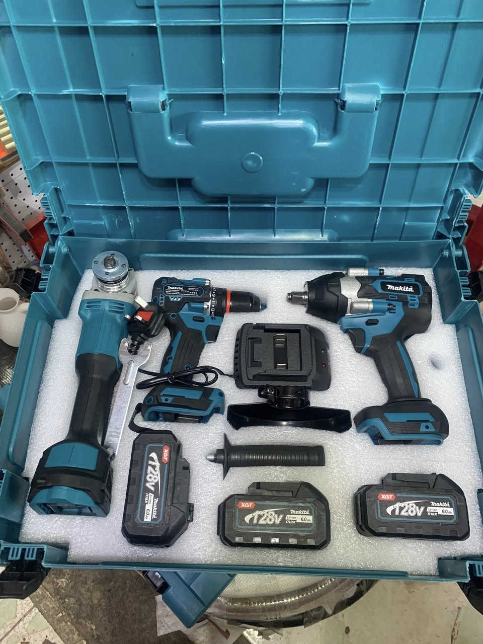 عدّة شغل كاملة! ماكيتا الأصلية وكاله يجي ثلاثة قطع 
كوسره +دريل لقمه +دريل طوبه 
السعر 125 الف !ولتوصيل مجاني! 
للحجز راسل الصفحه او اتصل ‭0772 571 1687‬

ماكيتا #عدة_شغل #أدوات_كهربائية #العراق #تسوق_اونلاين #عدة_ورشة #Makita #PowerTools #دريل #رينج #شغل_مضبوط
