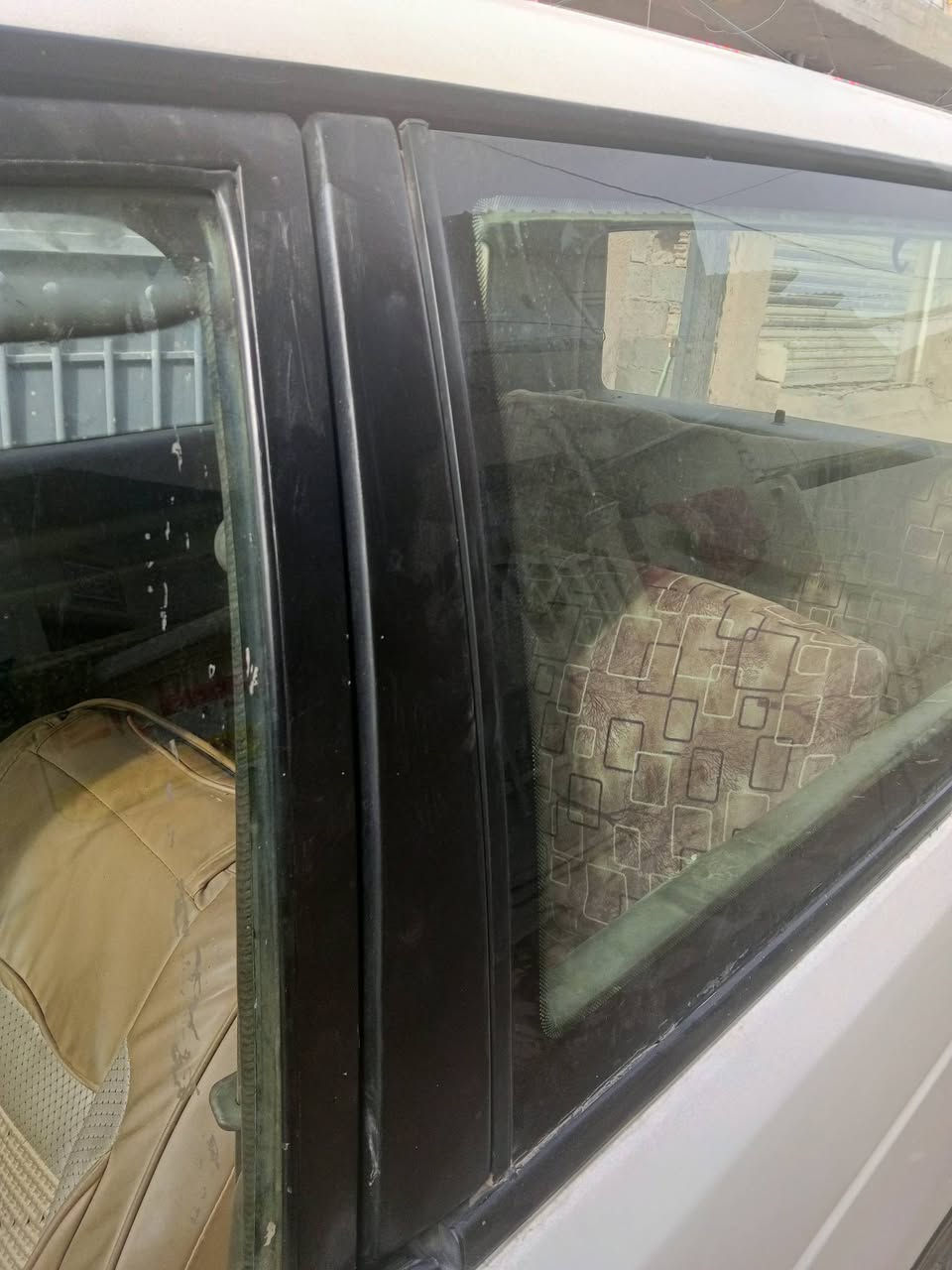 السلام عليكم سيارة دوج كلايزر موديل 92 رقم انبار بسمي محرك كايم بس تمشي ابيع كايم السعر 22مب*********** العنوان البياع الشهداء البياع ابو حاتم
