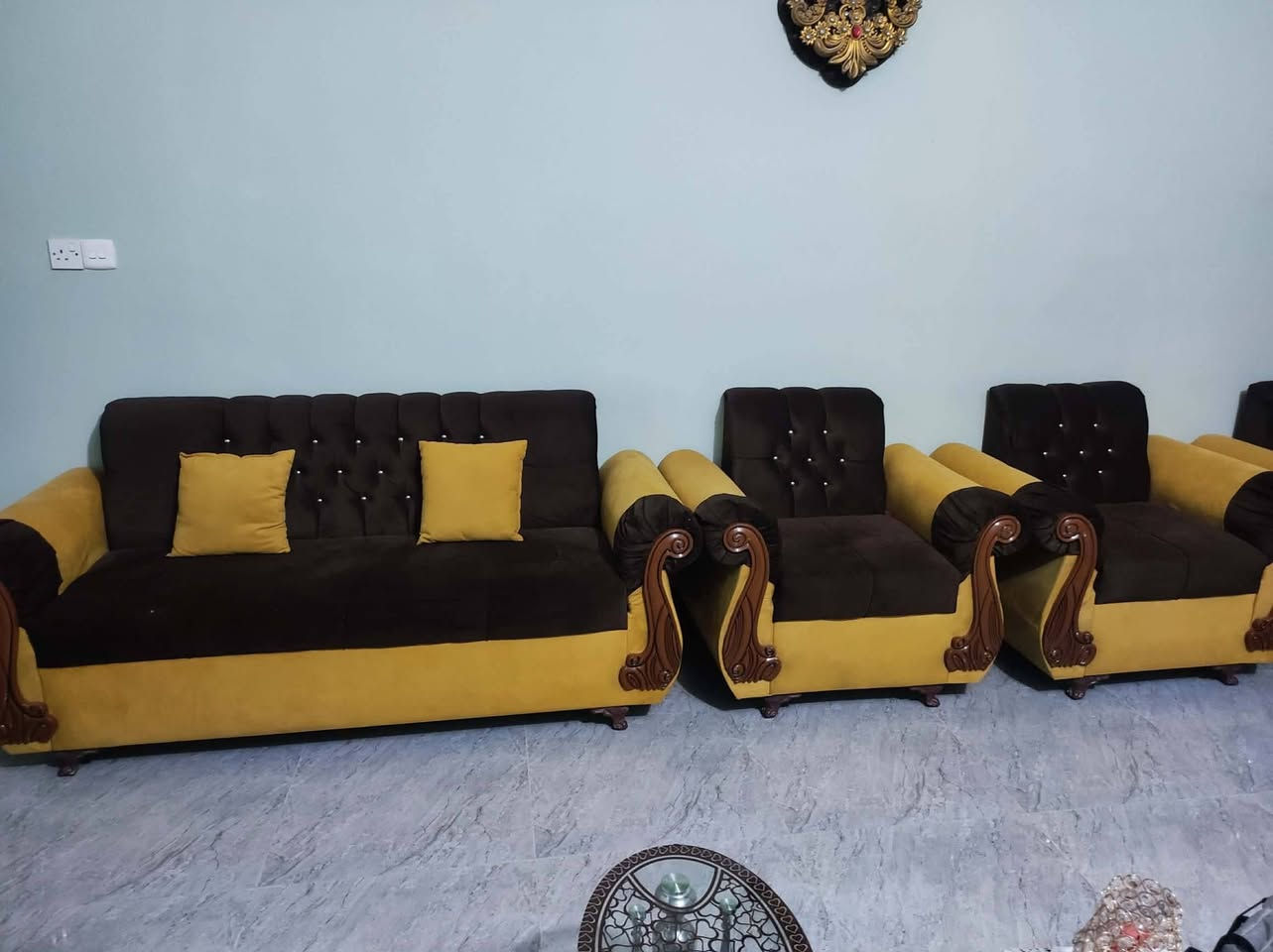 تخم نظيف ١٠ مقاعد مشترينه جاهز مو حطاطه
سعره  ٢٢٥ وبي مجال رقم اهله اتصلوا عليهم *********** مكان فلوجة
