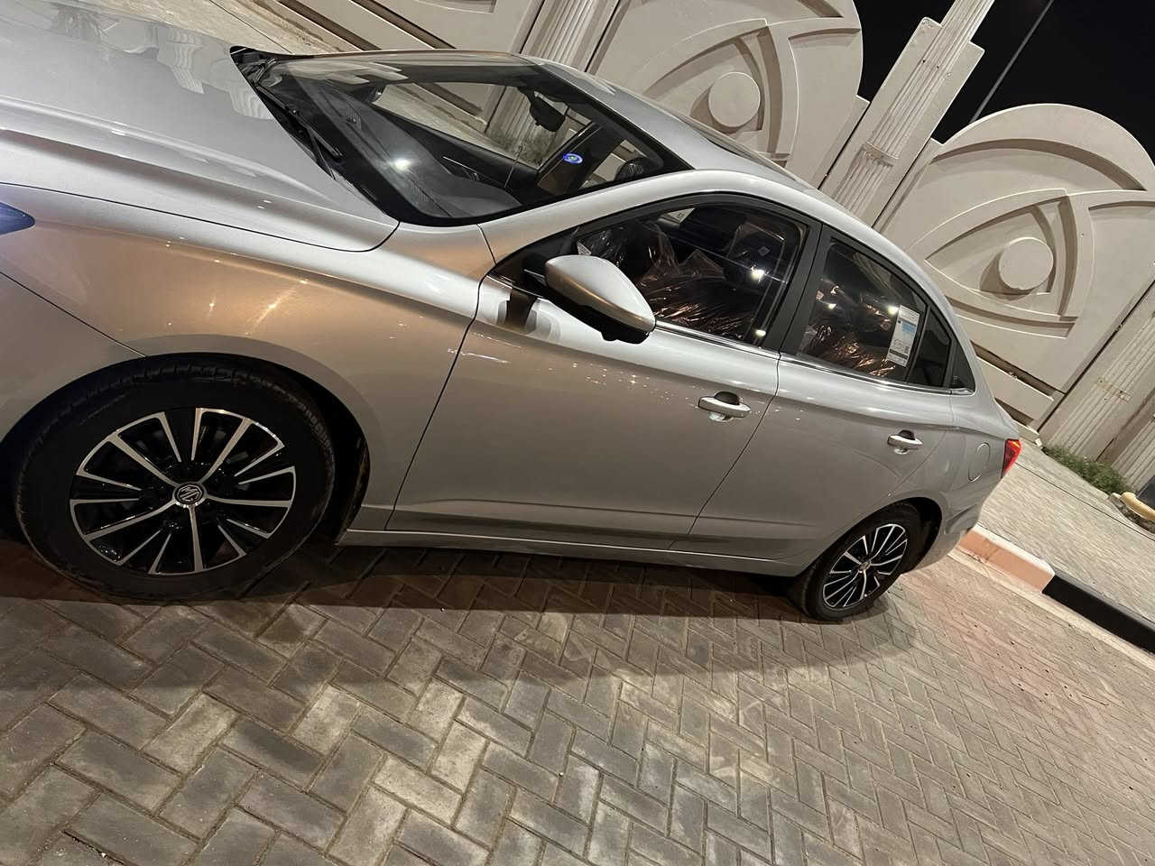 السلام عليكم
:2025فول موصفاتMg5بلاس
بصمه دخول ذكي
تحكمات ستيرن
حساسات
فتحه بنوراما
4كامرات
مثبت سرعه
سايد بريك كهرباء
عداد الكتروني 
داخل جلد
محرك1500تنفس طبيعي 4سلندر
السياره بيها دوسات ثنين مصبوغه والباقي كفاله السياره كلها بعدها زيوت ماشيه24الف
السياره اقساط سحب مباشر المصرف يسحب من البطاقه اسويلك بيها وكاله 
الاستفسار:***********واتساب
السعر:130وبيها مجال
