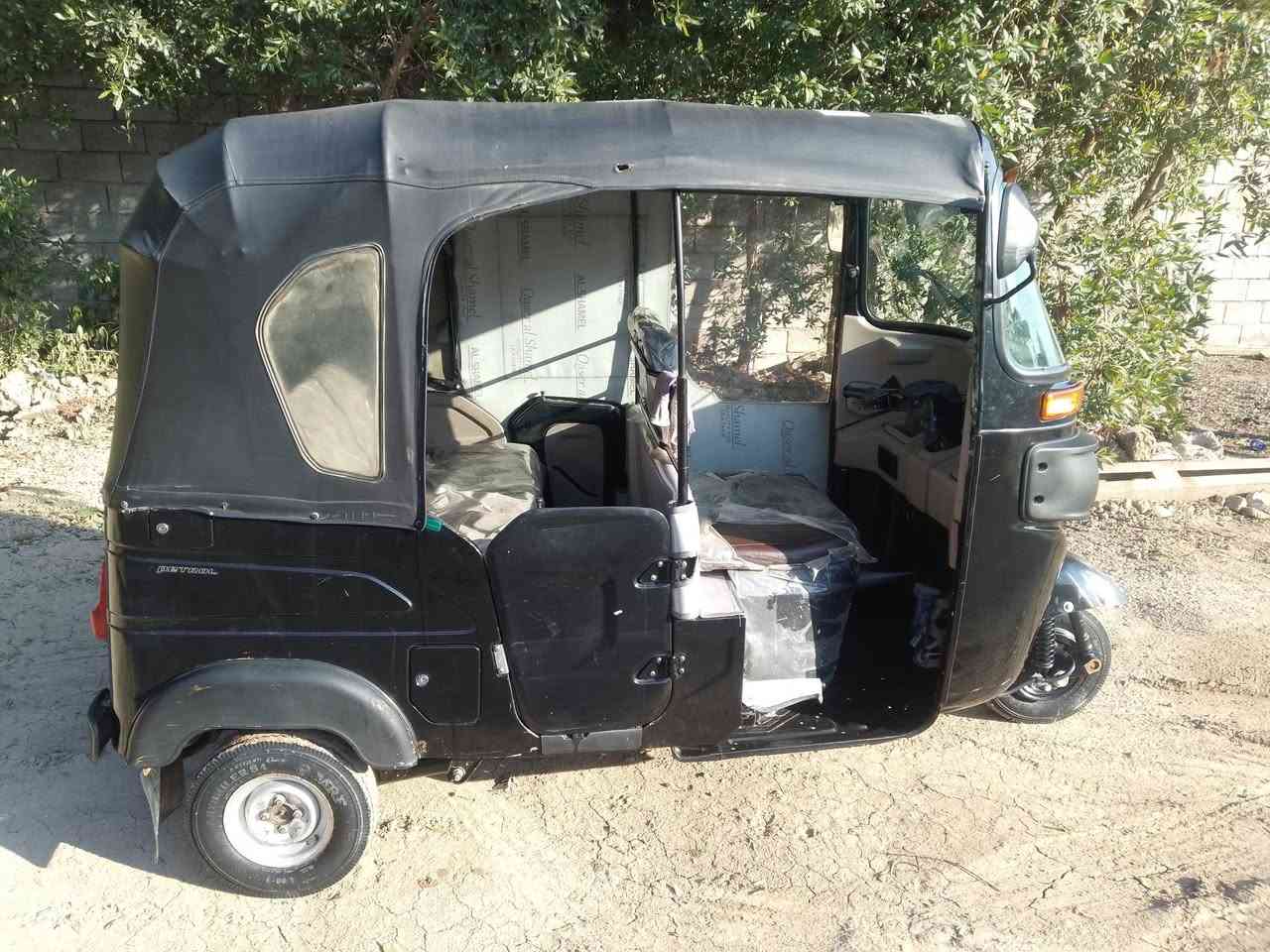 لبيع جديده مكفوله عامه 22 رقم بسمي *********** بغداد حي لبتول
