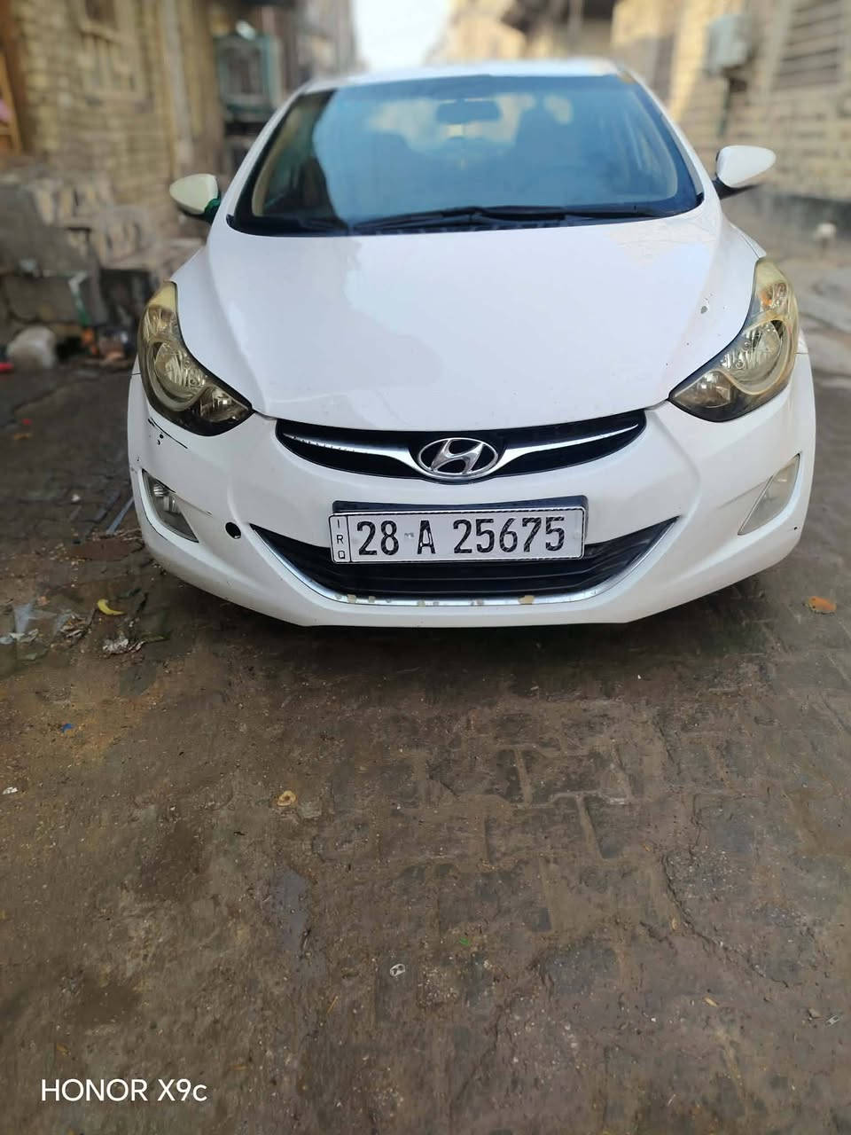 النترا موديل 2014 فول مواصفات بيها جاملغ امامي صبغ +بارد بالباب مكينه 1800 سنويه جديده بسمنه رقم نكليزي نجف رقم الاتصال***********
