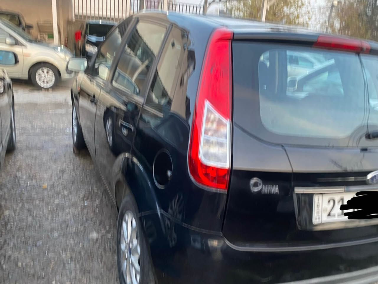 فورد فيگۆ ٢٠١٤
شريكه ي نيڤا
سه ياره كه زور جوان ماوه ته وه ١٣٠هه زار روشتوه
٤تايه ي تازه
گيرو مه كينه ي به شه رت
ابارجه و په له يه كي بجوكي بوياخه بي ناوگرتن
سعري٧٤مه جاليكي كه م
***********
***********
تكايه تيل بوخاوه ني بكه هي من نيه السليمانية, العراق
