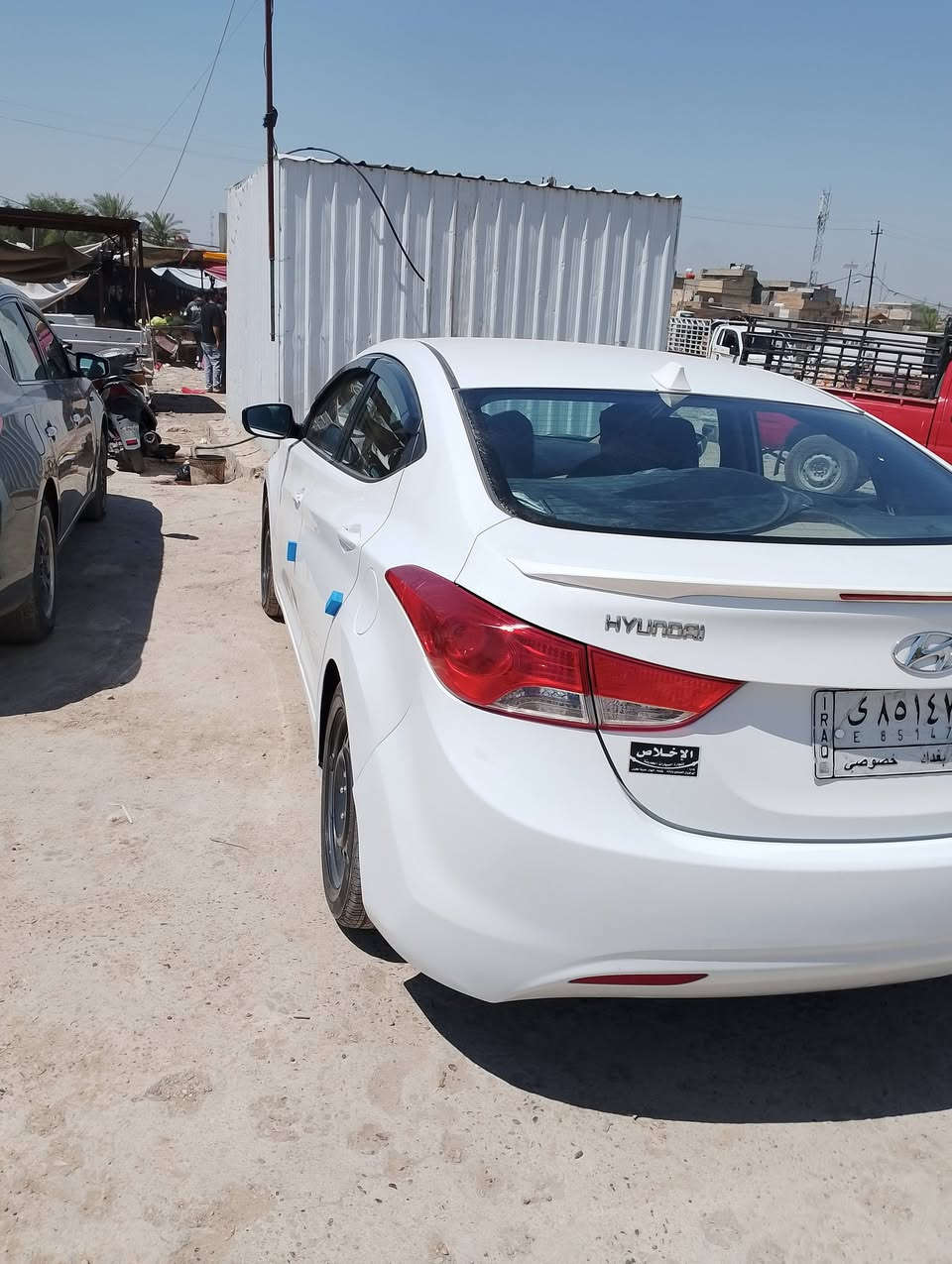 موديل 13خليجي مكفوله من الصبغ والضربة محرك 1600رقم بغداد بسمي كير محرك بحاله جيده.   سعر البيع.   شده.    عندي ضرف خاصه
