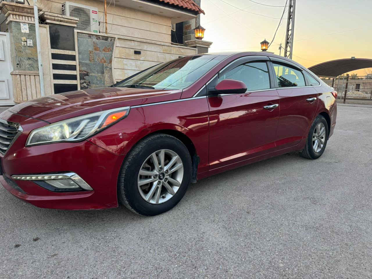 السلام عليكم ورحمه الله وبركاته 
سوناتا موديل 2016
وارد امريكي 2400 GD 
مكينه كير كله جديد 
رافعين كازكيت علمود دوانز يعني بانزين كله عادي بدون دوانز ابد 
مكينه شرط اي تنقيص ماكو خير من الله سياره نظيفه مال بيت 
وارد امريكي حادثها فقط دعاميه وموجود صوره معه المنشور 
يعني بدون صبغ مواصفات عاديه 
السعر 116 وبيها مجال للشراي 
العنوان بغداد الكرخ 
رقم الهاتف ***********
