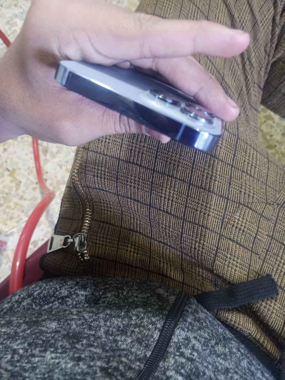 13 برو ماكس وتر بروف 
بطاريه 87 تليفون يخبل السعر 750


**إذا كنت صاحب هذا الإعلان وتريد حذفه لأي سبب، رجاءا أرسل رسالة إلى الدعم الفني**